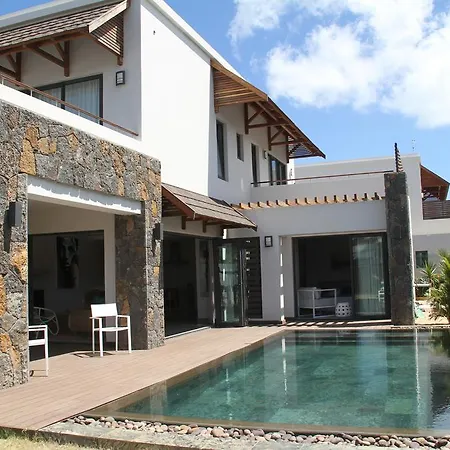 Villa Choisy Les Bains By Immoclair